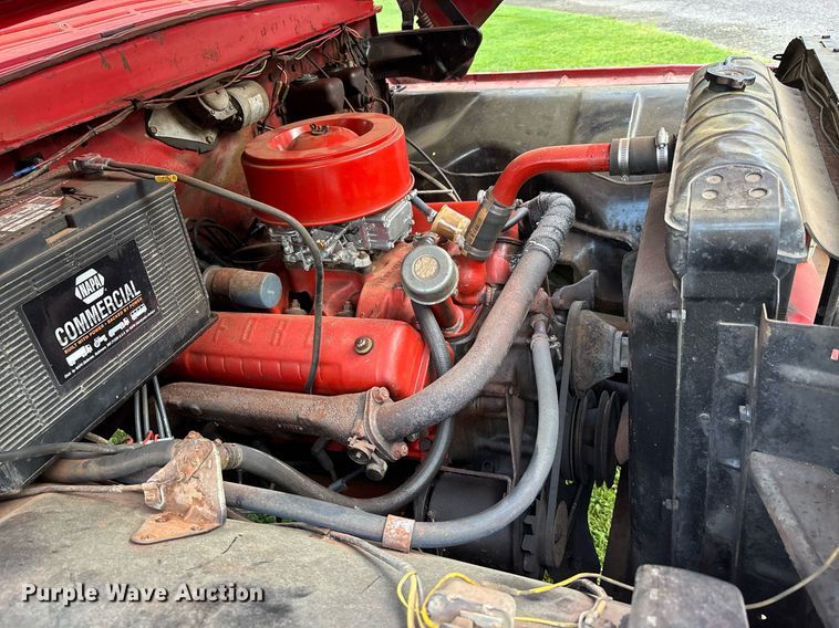 image for item DW7124 1959 Ford F600 Custom Cab grain truck