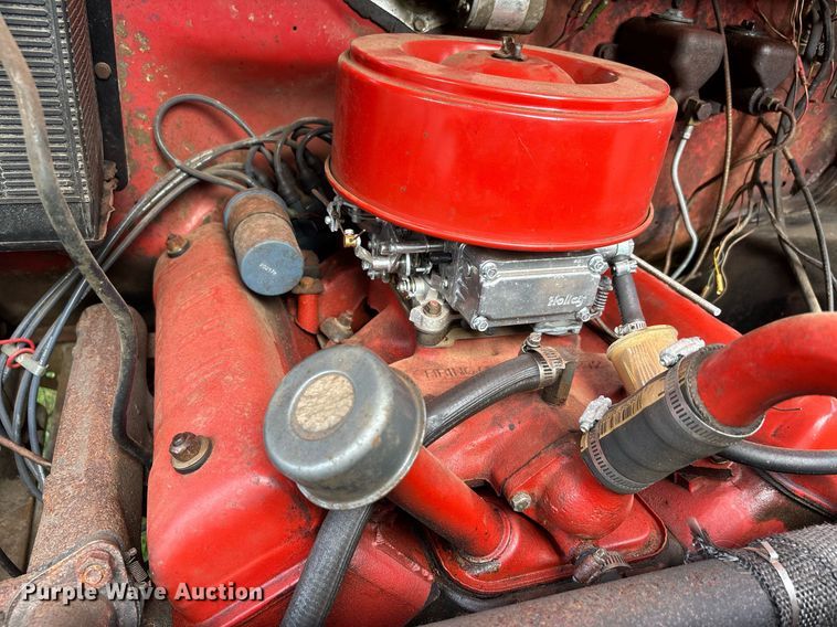 image for item DW7124 1959 Ford F600 Custom Cab grain truck