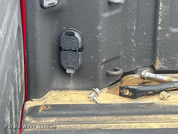 image for item DW7168 Pickup truck bed