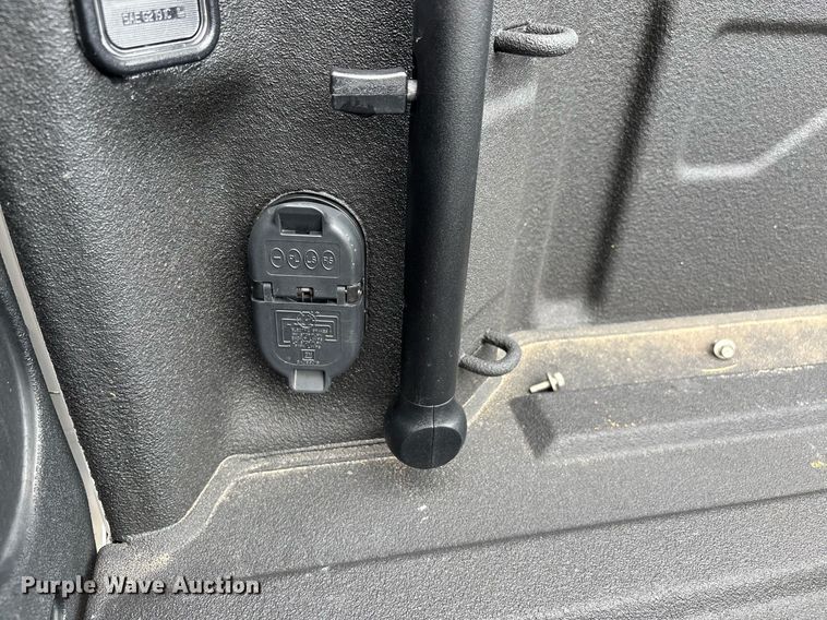 image for item DW7170 Pickup truck bed