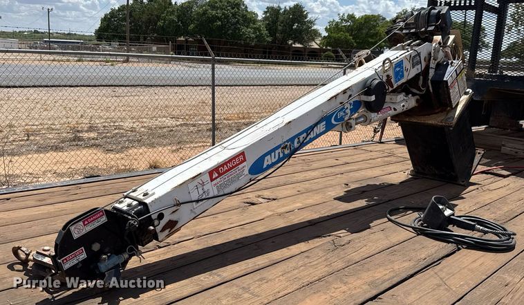 image for item DX5593 Auto Crane 3203 crane