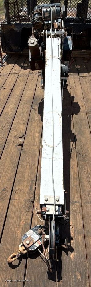 image for item DX5593 Auto Crane 3203 crane