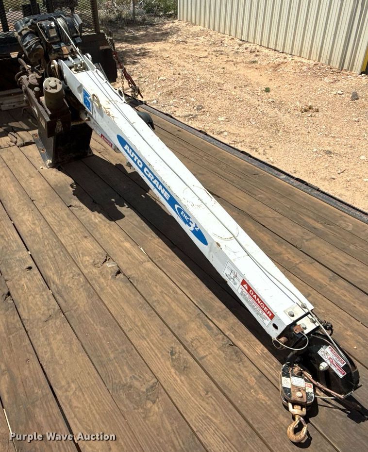 image for item DX5593 Auto Crane 3203 crane