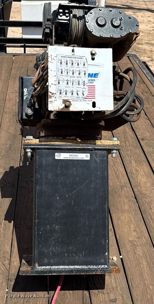 image for item DX5593 Auto Crane 3203 crane