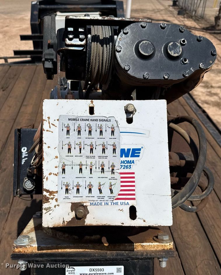 image for item DX5593 Auto Crane 3203 crane