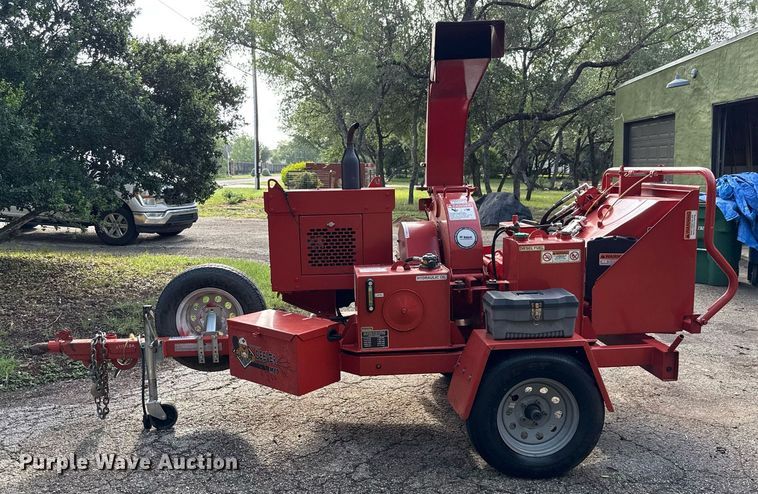 image for item DX5608 Morbark Beever M8D wood chipper