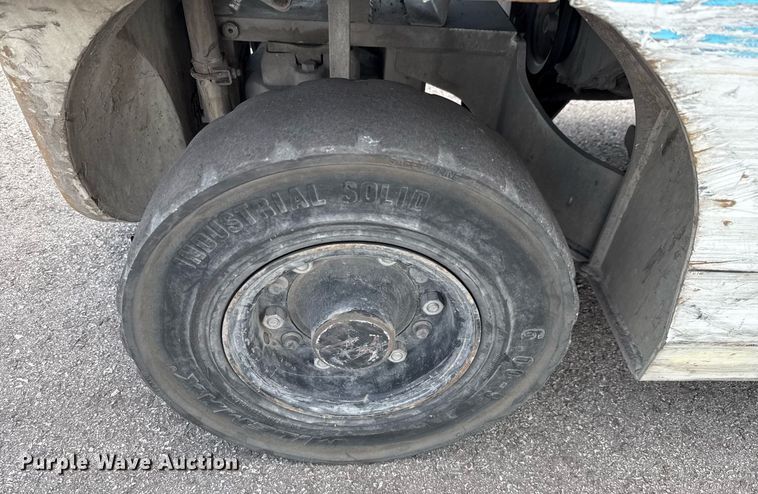 image for item DX5624 2015 UniCarriers PF50 forklift