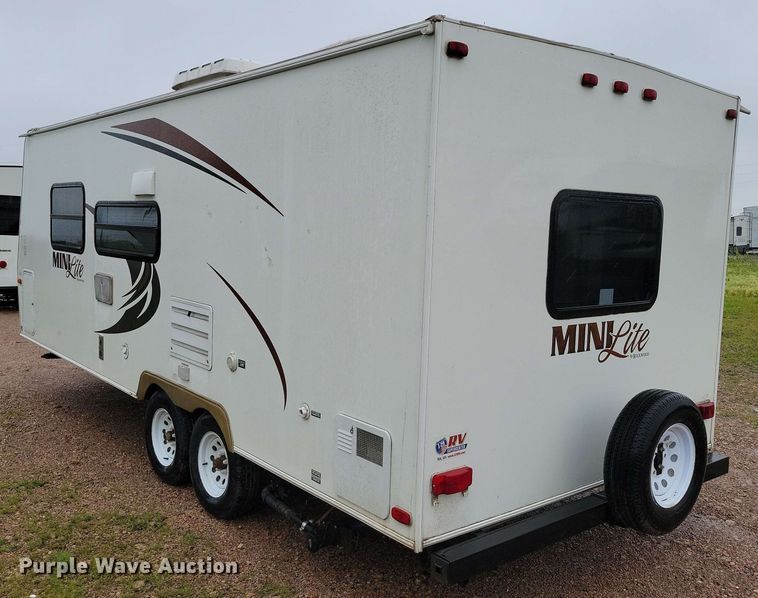 image for item DX7100 2011 Forest River Rockwood Mini Lite camper