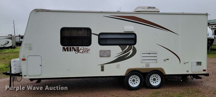 image for item DX7100 2011 Forest River Rockwood Mini Lite camper