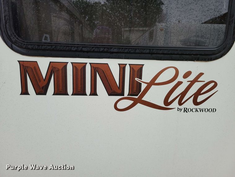 image for item DX7100 2011 Forest River Rockwood Mini Lite camper