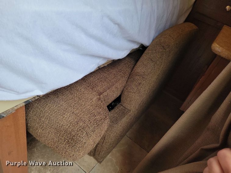 image for item DX7100 2011 Forest River Rockwood Mini Lite camper