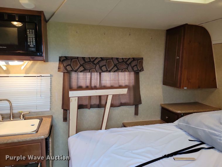 image for item DX7100 2011 Forest River Rockwood Mini Lite camper