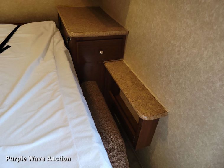 image for item DX7100 2011 Forest River Rockwood Mini Lite camper