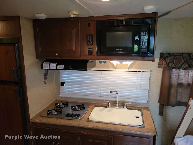 image for item DX7100 2011 Forest River Rockwood Mini Lite camper