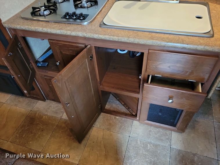 image for item DX7100 2011 Forest River Rockwood Mini Lite camper