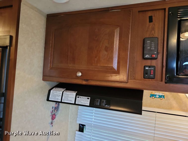 image for item DX7100 2011 Forest River Rockwood Mini Lite camper