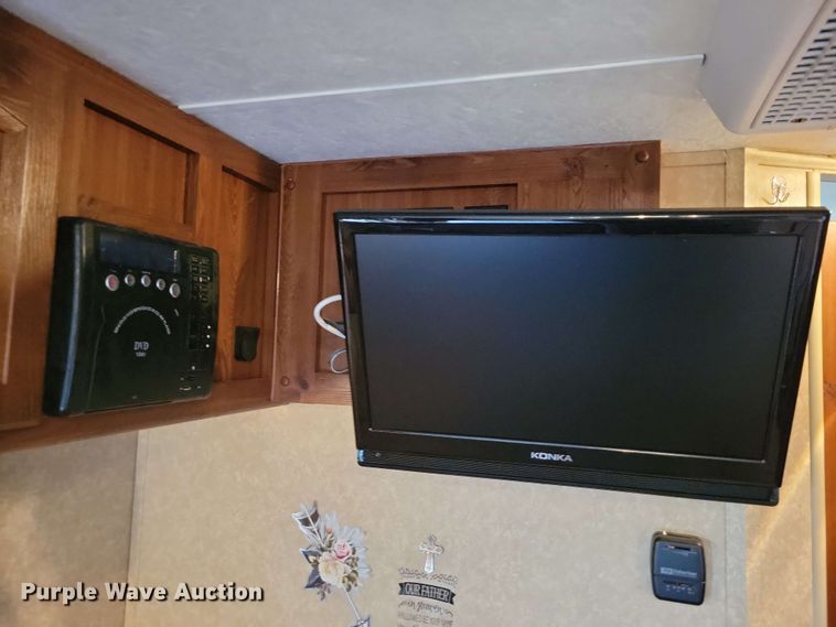 image for item DX7100 2011 Forest River Rockwood Mini Lite camper