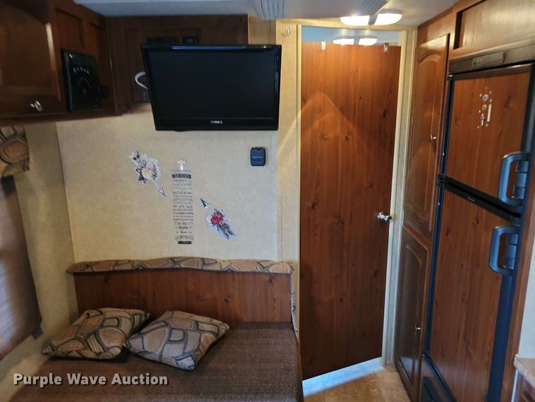 image for item DX7100 2011 Forest River Rockwood Mini Lite camper