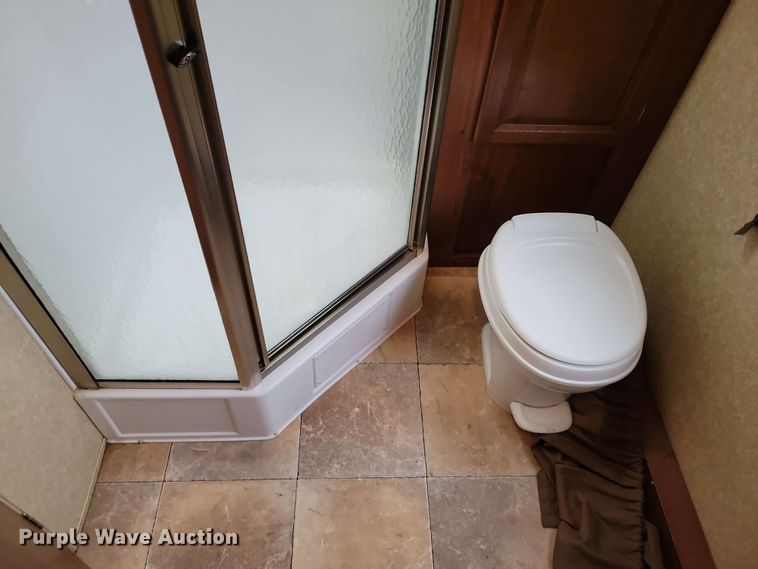 image for item DX7100 2011 Forest River Rockwood Mini Lite camper