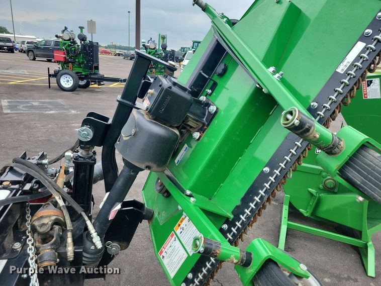 image for item DX7101 2023 Frontier FM4012 batwing finish mower