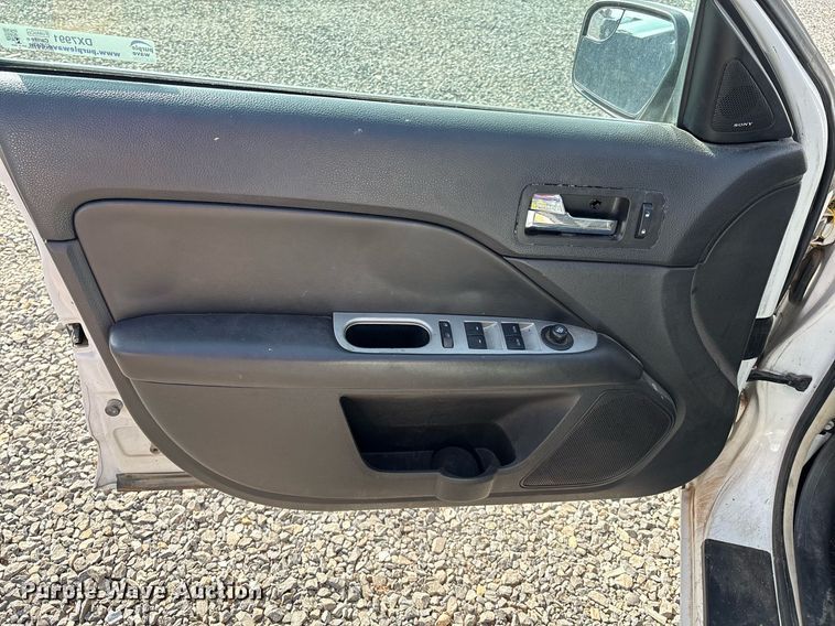 image for item DX7991 2012 Ford Fusion SEL Sedan