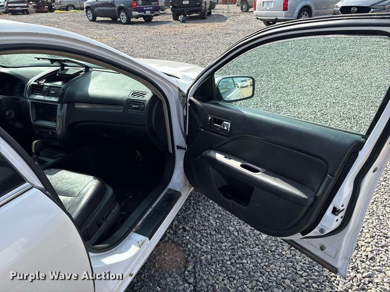 image for item DX7991 2012 Ford Fusion SEL Sedan