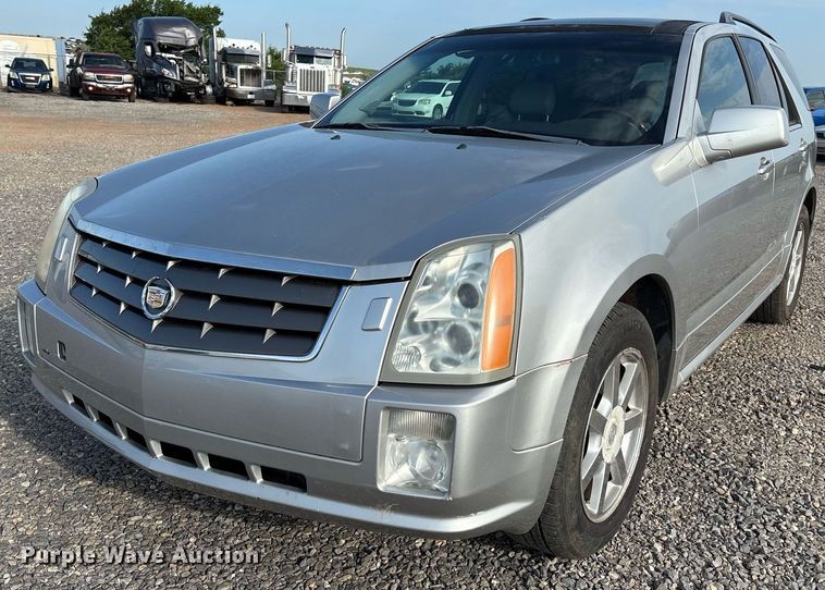 image for item DX7995 2005 Cadillac SRX SUV