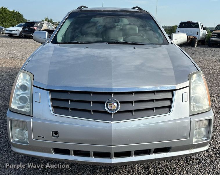 image for item DX7995 2005 Cadillac SRX SUV