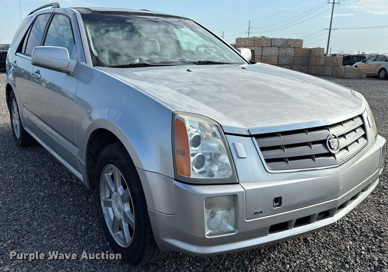 image for item DX7995 2005 Cadillac SRX SUV