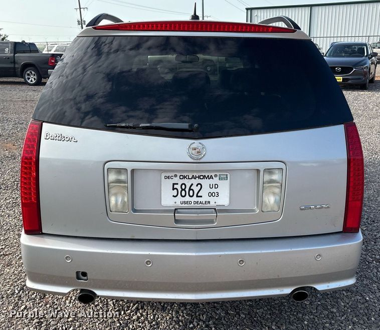 image for item DX7995 2005 Cadillac SRX SUV