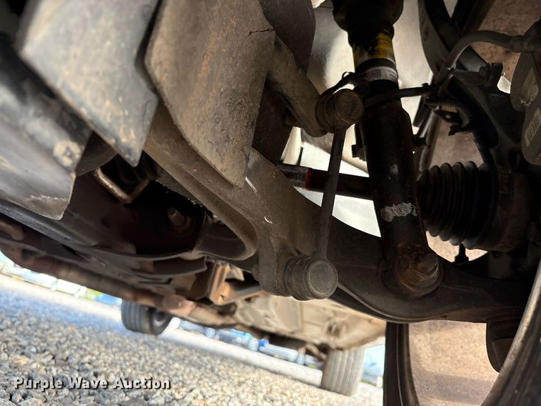 image for item DX7995 2005 Cadillac SRX SUV