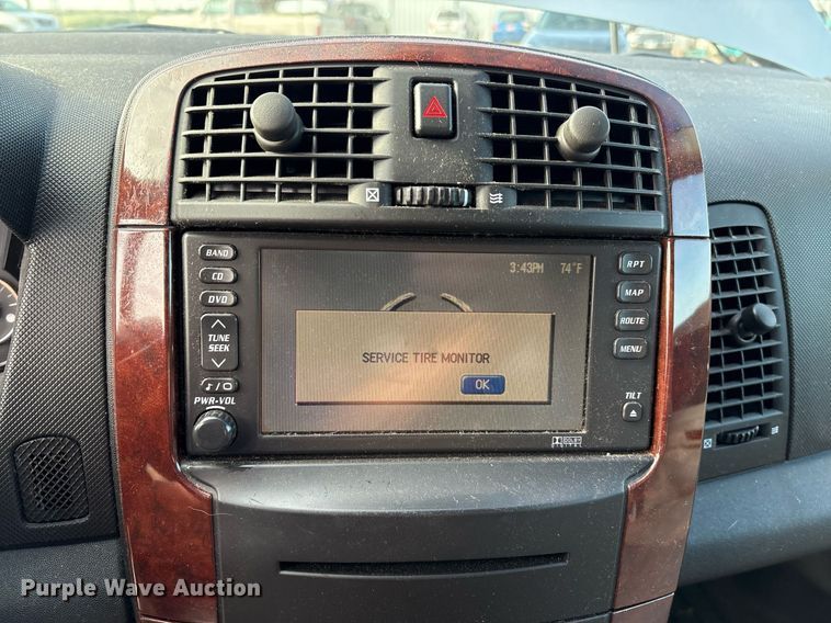 image for item DX7995 2005 Cadillac SRX SUV