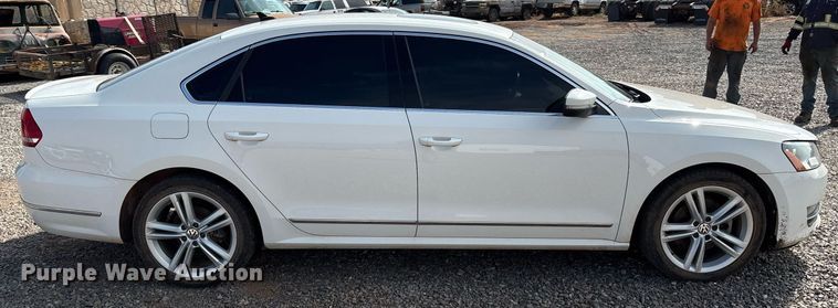 image for item DX7997 2014 Volkswagen Passat  Sedan