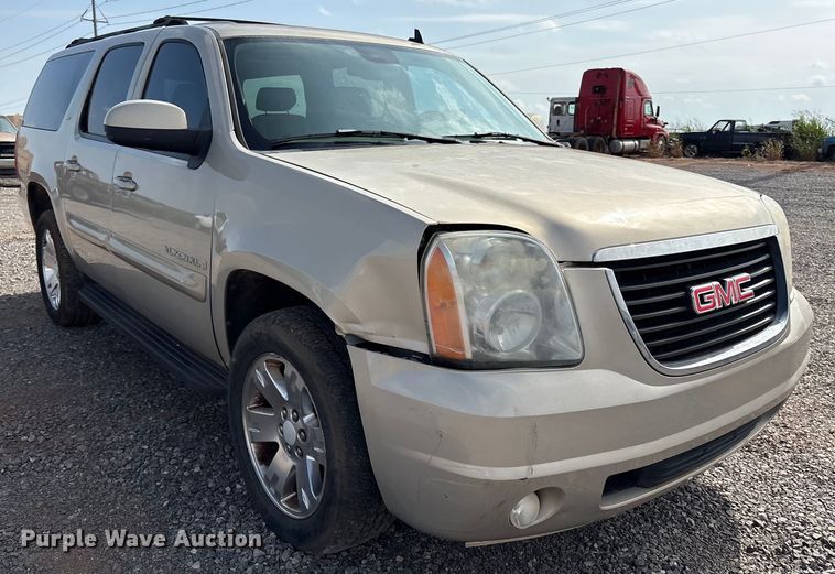 image for item DX7998 2007 GMC Yukon XL SUV
