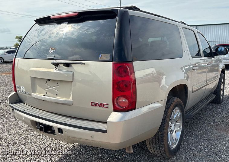 image for item DX7998 2007 GMC Yukon XL SUV