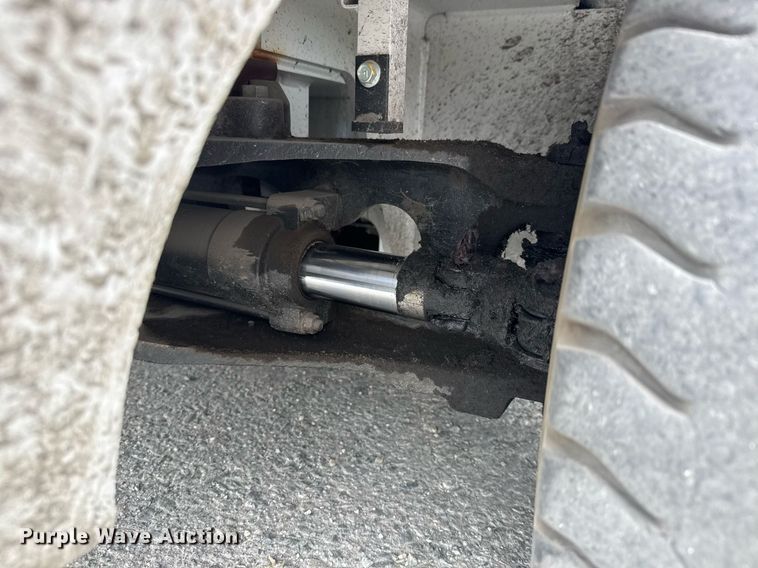 image for item DY0235 2015 Nissan BXP35 forklift