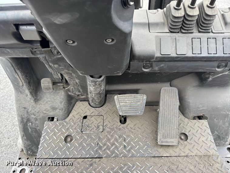 image for item DY0235 2015 Nissan BXP35 forklift