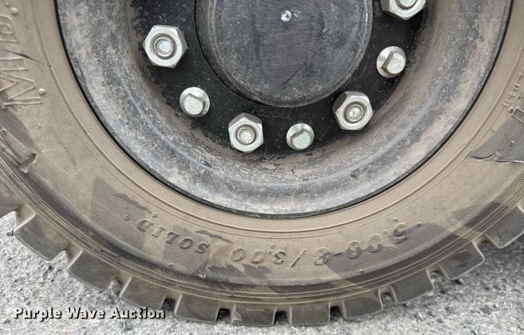 image for item DY0235 2015 Nissan BXP35 forklift