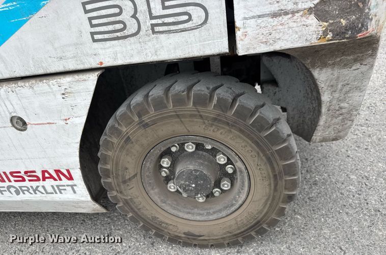 image for item DY0235 2015 Nissan BXP35 forklift