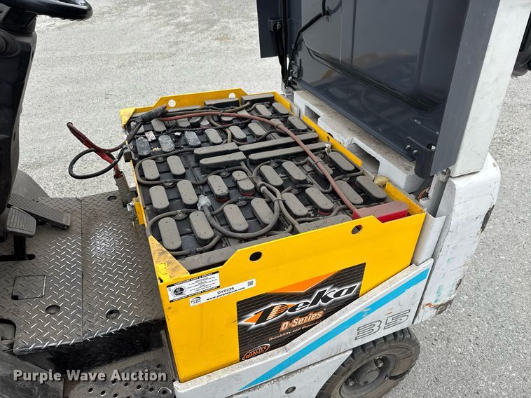 image for item DY0236 2015 Nissan BXP35 forklift