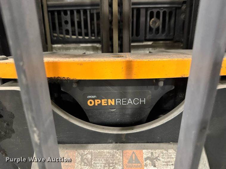 image for item DY0237 2015 Crown RR5725-35 order picker