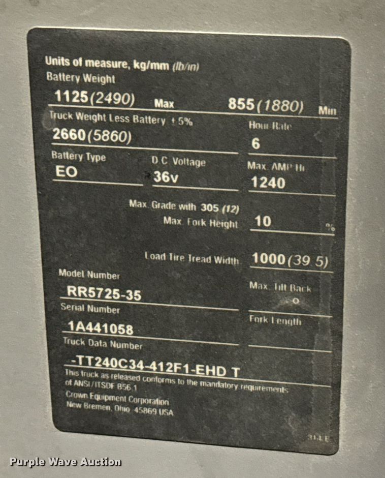 image for item DY0237 2015 Crown RR5725-35 order picker