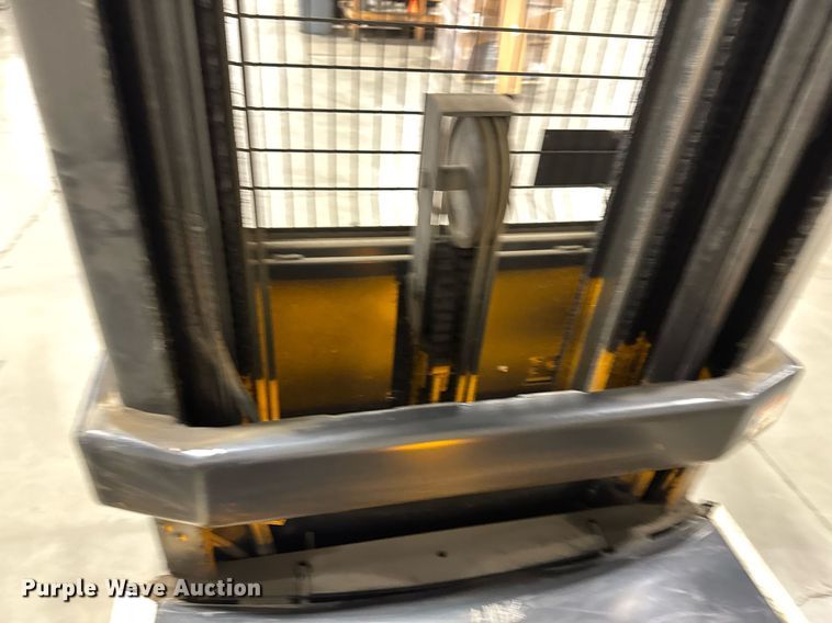 image for item DY0238 2015 Crown SP3520-30 order picker