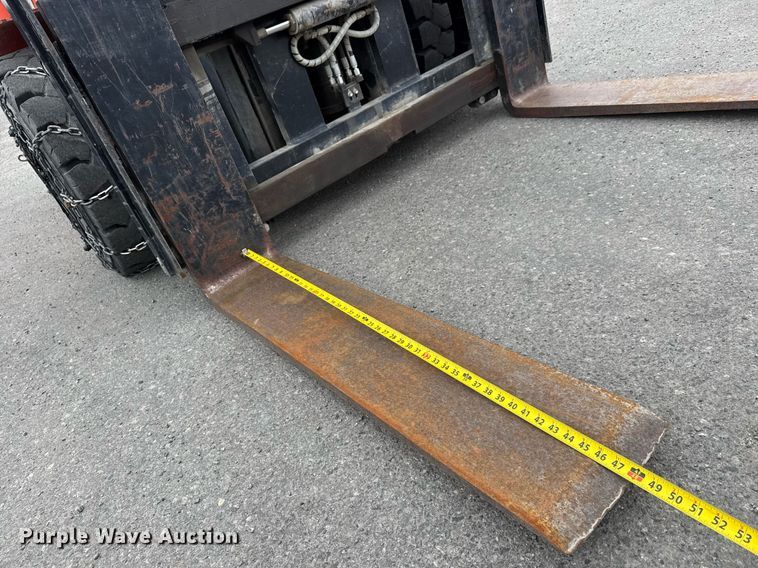 image for item DY0240 2011 Toyota 7FDAU50 forklift