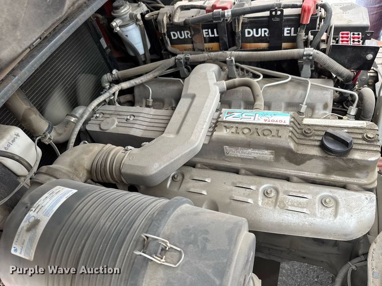 image for item DY0240 2011 Toyota 7FDAU50 forklift