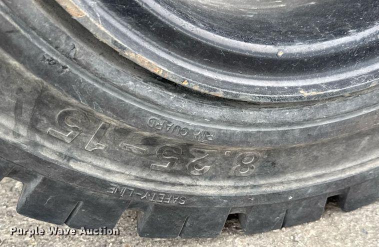 image for item DY0240 2011 Toyota 7FDAU50 forklift