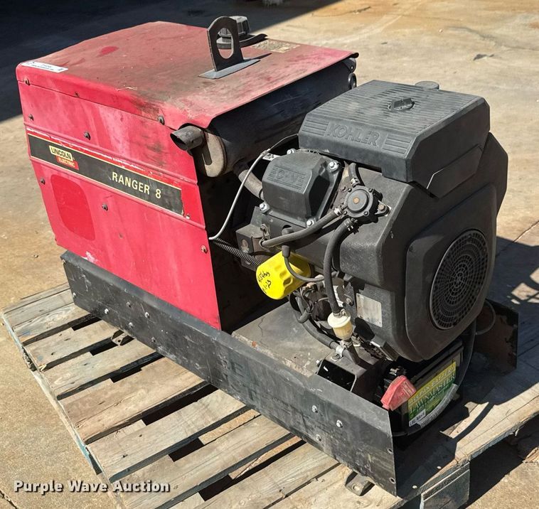 image for item DY0246 Lincoln Electric Ranger 8 welder/generator