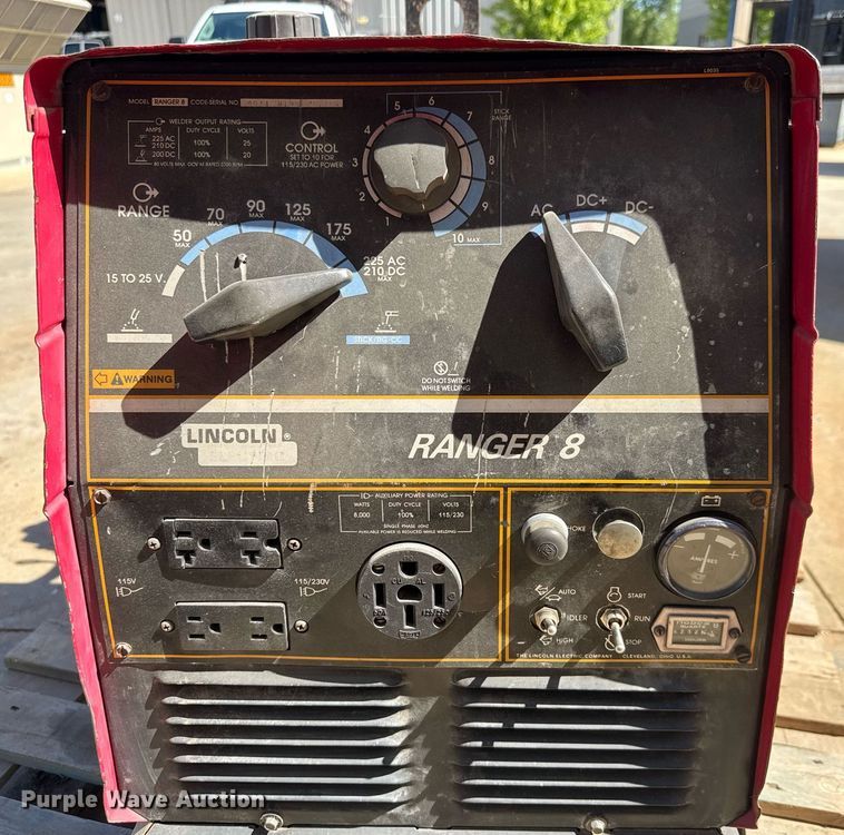 image for item DY0246 Lincoln Electric Ranger 8 welder/generator