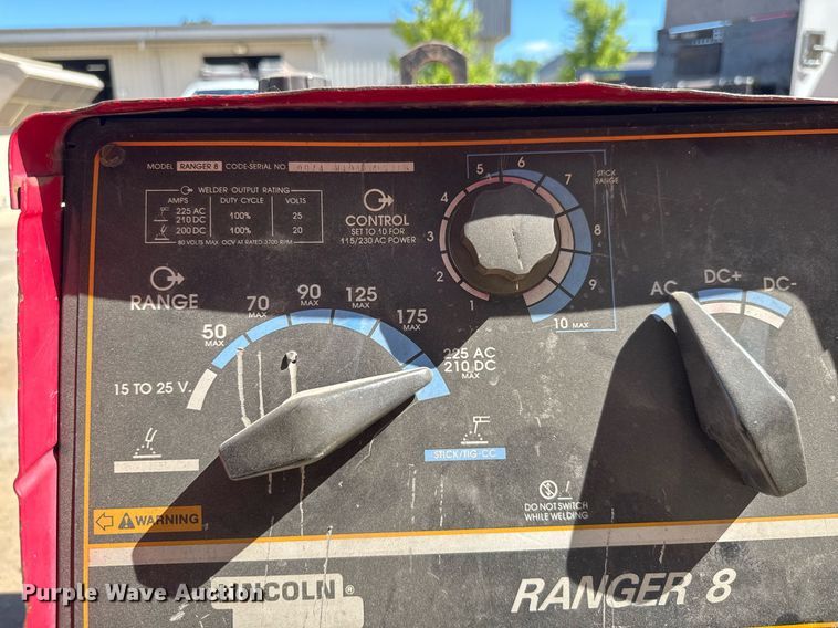 image for item DY0246 Lincoln Electric Ranger 8 welder/generator