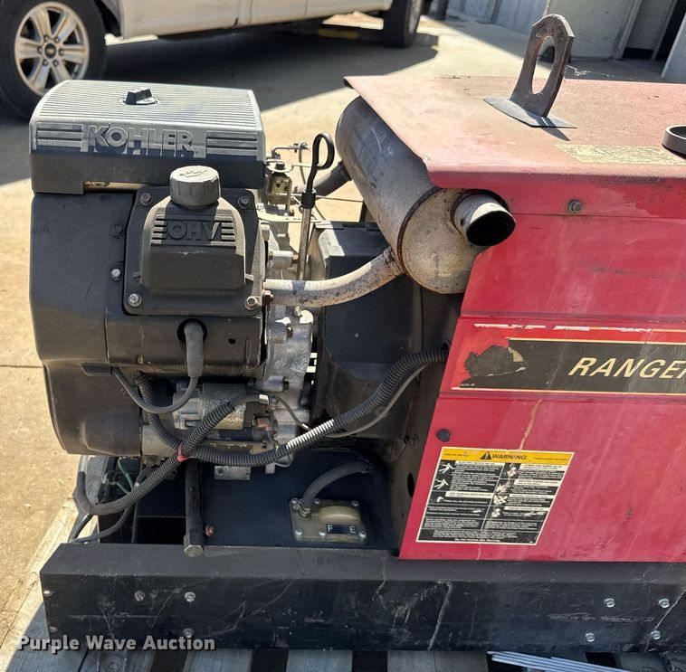 image for item DY0246 Lincoln Electric Ranger 8 welder/generator